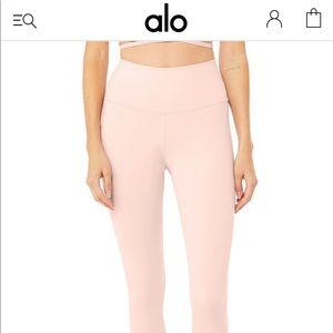 light pink alo yoga leggings